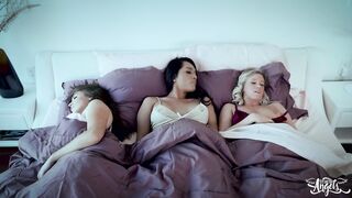 Bailey Brooke and Jessica Foxx in a steamy threesome with a cumshot finish