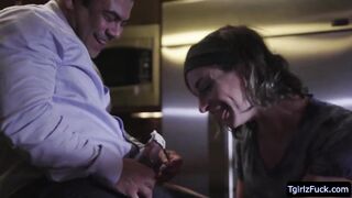 Janie Blade's big ass takes a raw anal pounding from Draven Navarro on the kitchen table